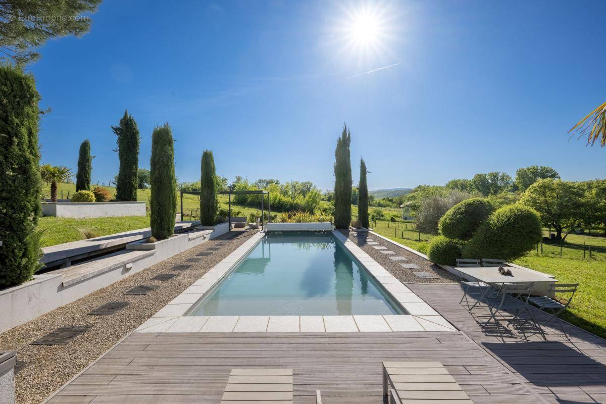 Maison à MILLERY
