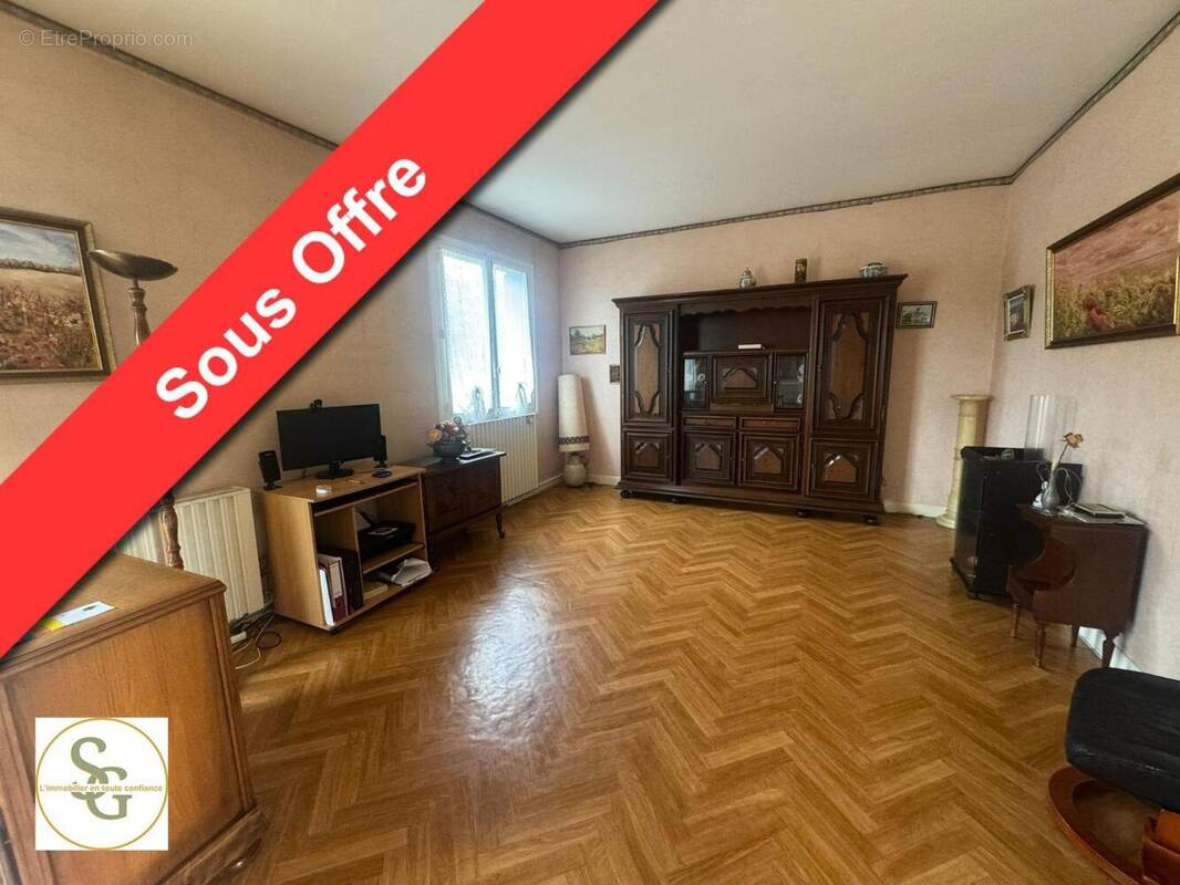   - Maison à GRAULHET