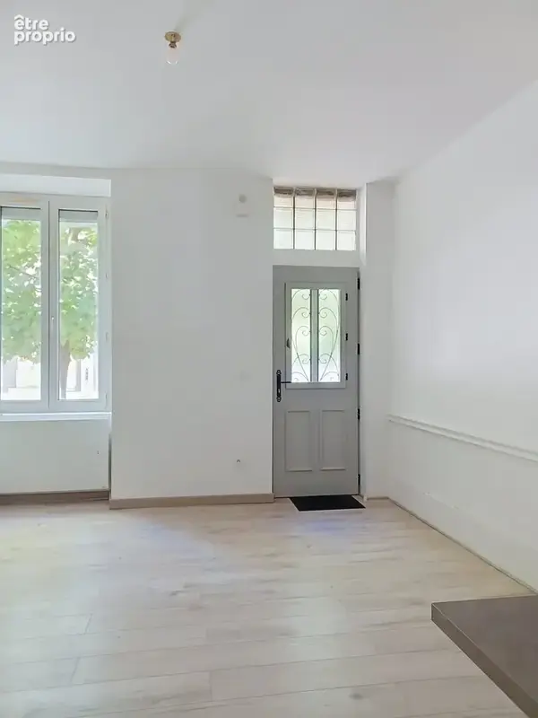 Appartement 252 m² à Realmont  - photo 6