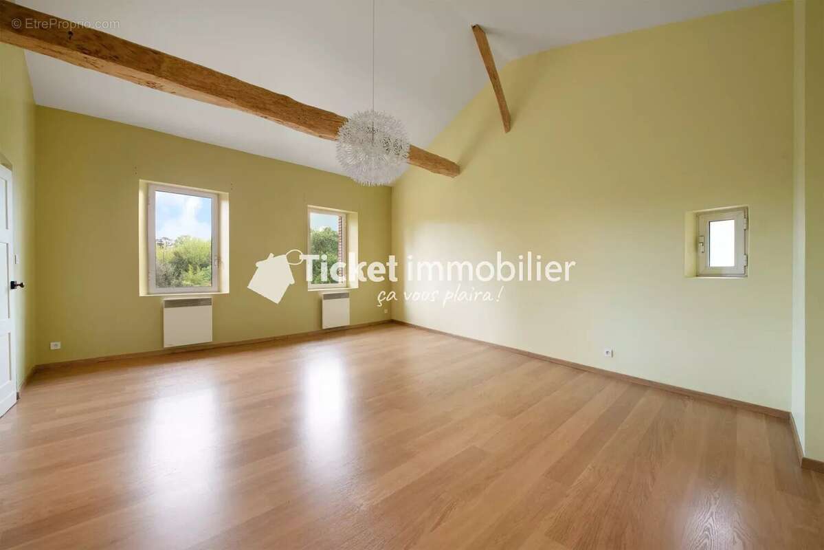 Maison à SAINT-PAUL-SUR-SAVE