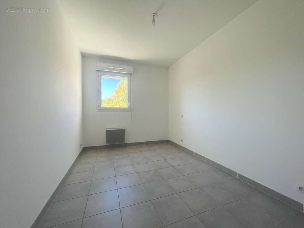 Appartement à COGOLIN