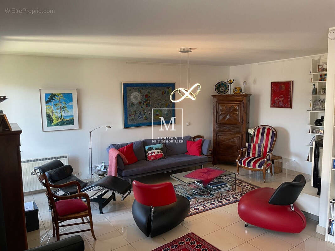 Appartement à MAISONS-LAFFITTE