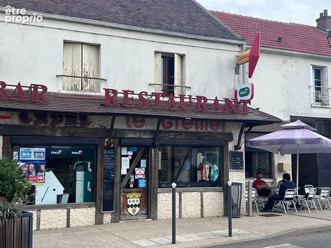 Commerce à SAINT-NOM-LA-BRETECHE
