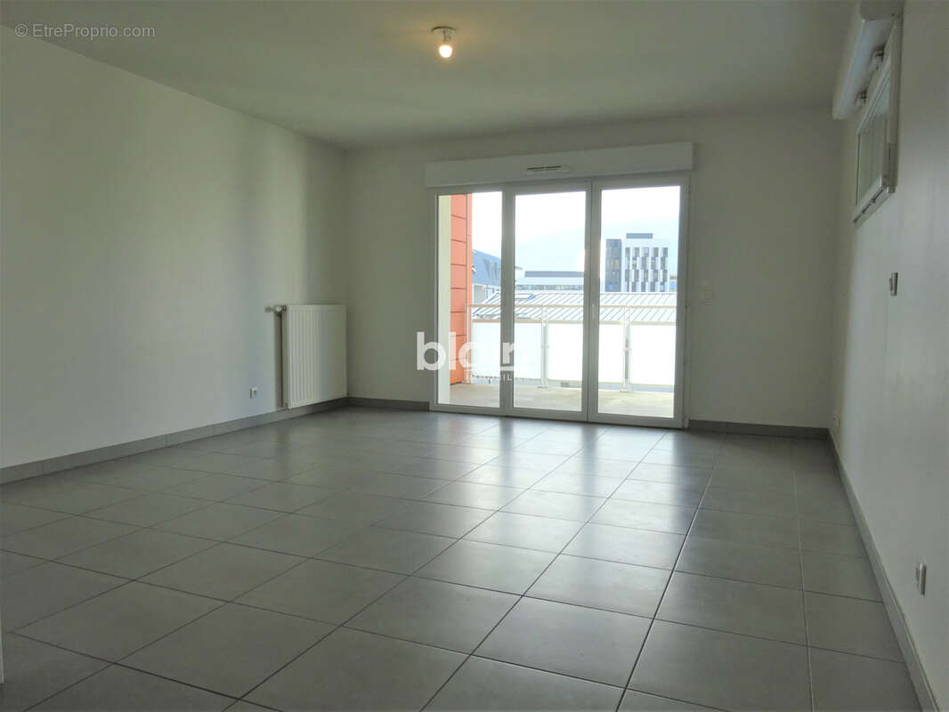 Appartement à SAINT-MARTIN-LE-VINOUX
