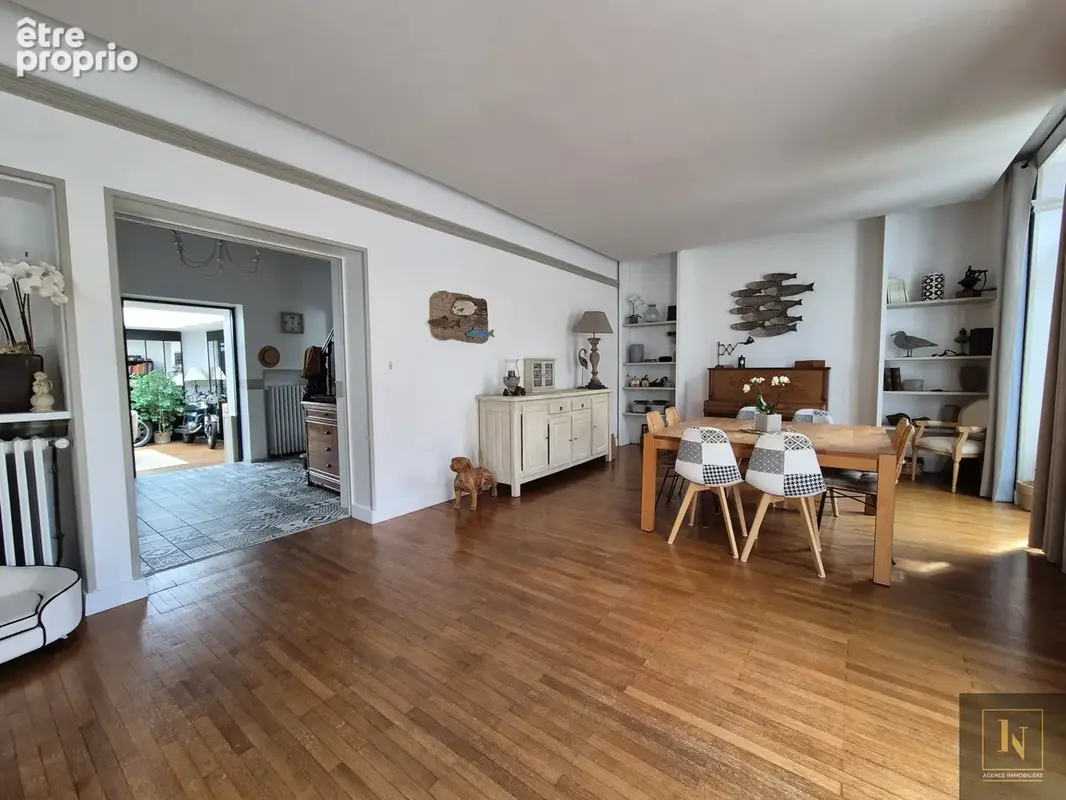 Bien d'exception Maison de VILLE 5 Chambres Garage Saint-Pere-en-Retz (44320)- Pays de RETZ - photo 18