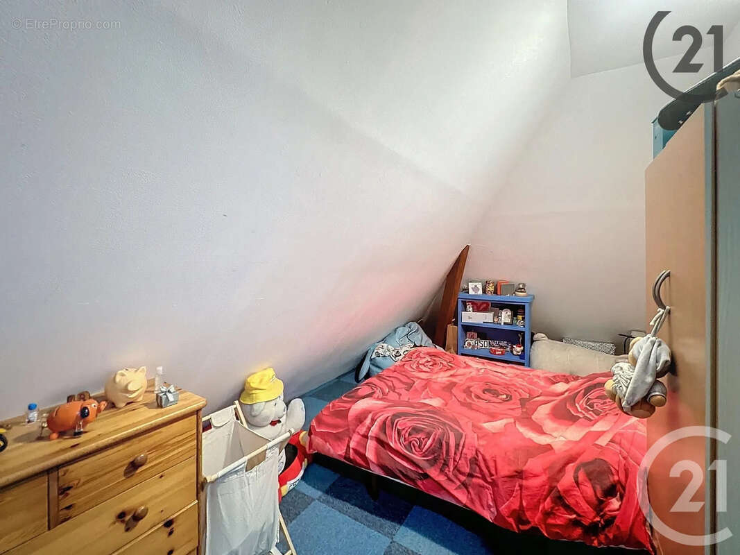 Maison à SAINTE-SAVINE