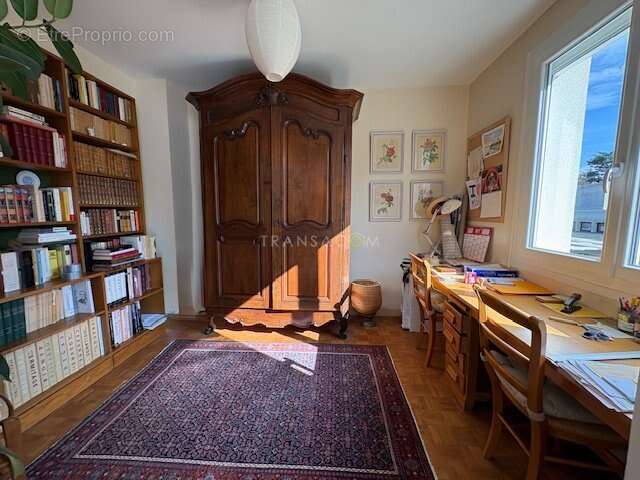 Maison à SAINT-CYR-SUR-LOIRE