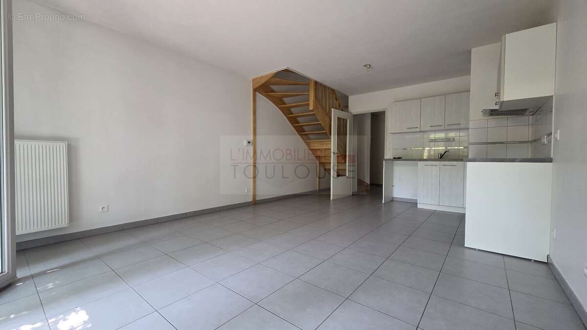 Rangueil : T3 Rez de Jardin en duplex et dernier étage, parking - photo 2