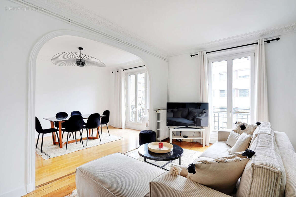 Appartement à LEVALLOIS-PERRET