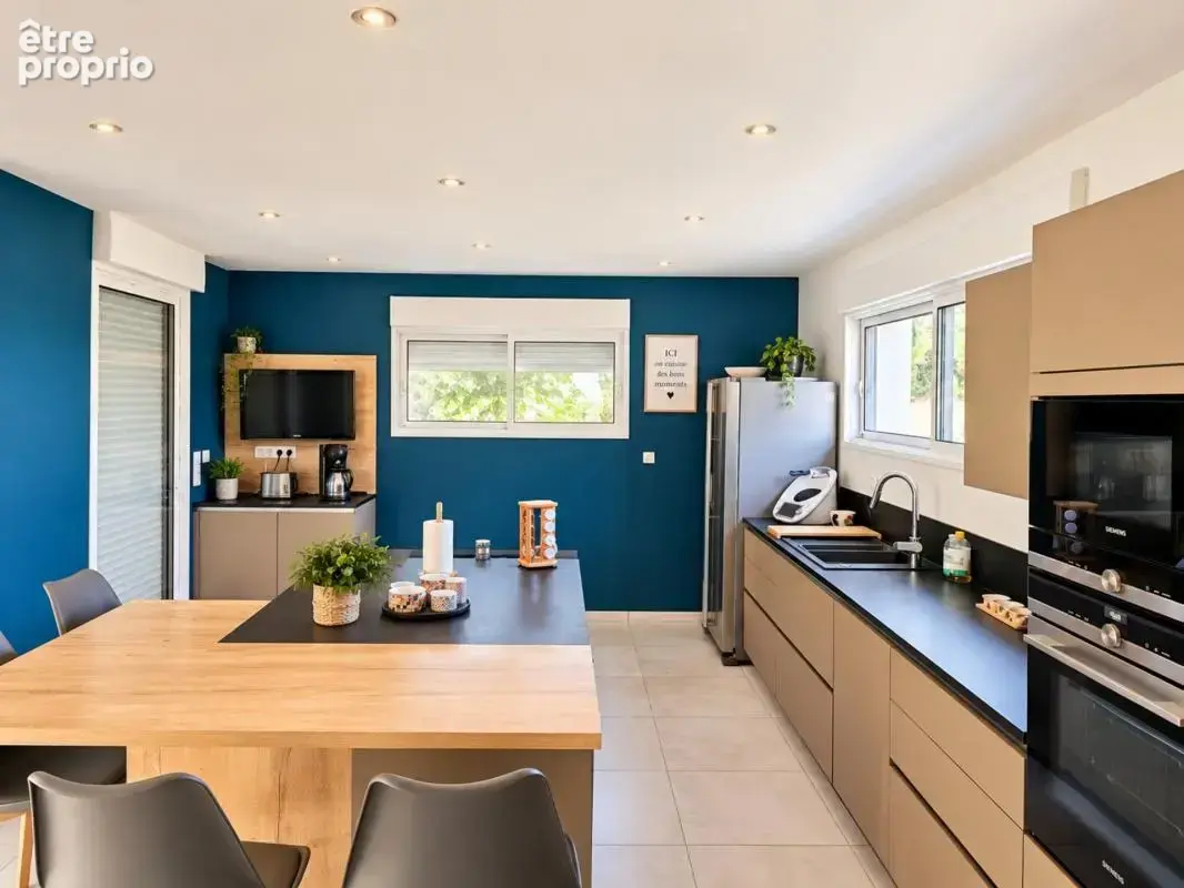 Maison contemporaine 165 m² + 180 m² de garage/atelier – Un lieu pour vivre… et pour vos projets - photo 4