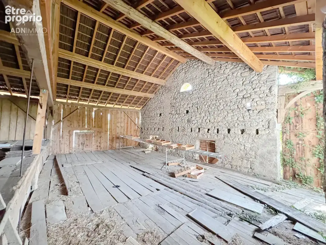 Maison 4 pieces 138 m2 + grange 250 m2 - photo 11