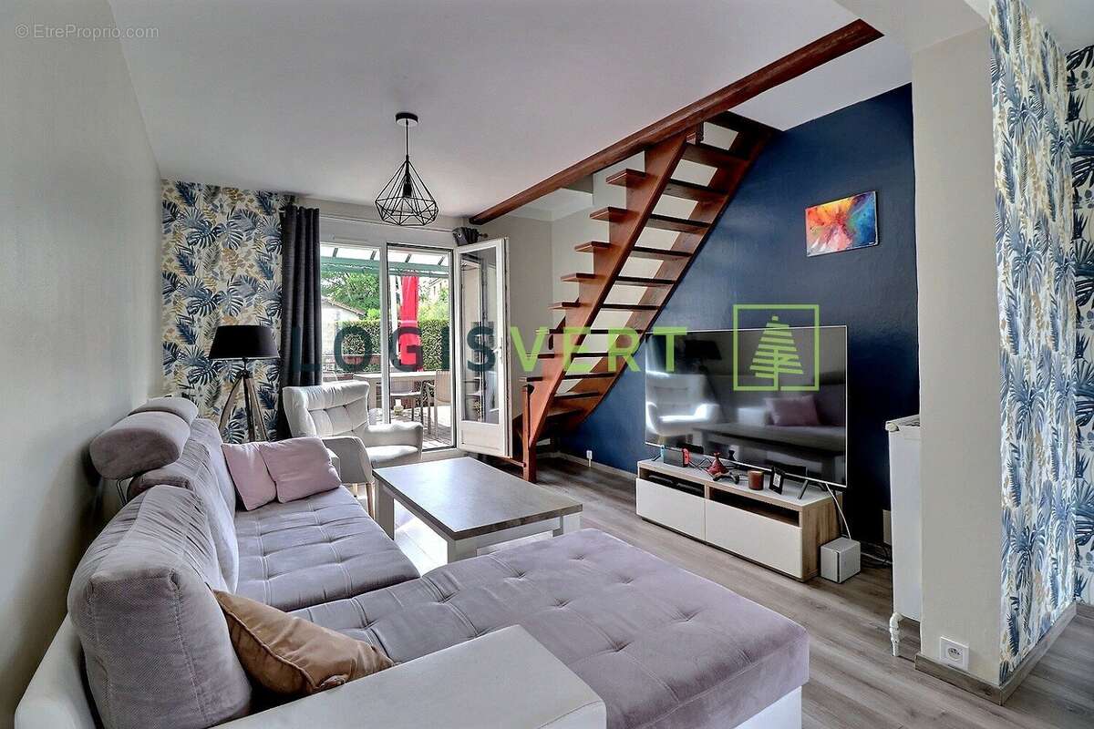 Maison à BURES-SUR-YVETTE