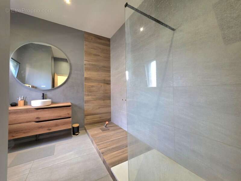 SALVIZINET, Maison plain-pied de 167 m² avec 991 m² de terrain - photo 7