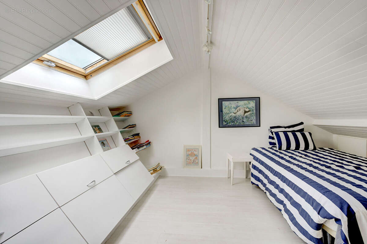 Maison 6 pièces de plain pied sur son jardin - photo 9