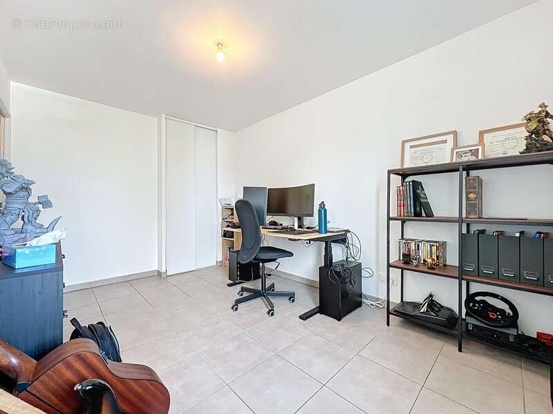 Appartement à vendre 2ème étage avec ascenseur, 3 pièces - 61 m2 + terrasse 11,30 m2 + parking couvert sécurisé - photo 13