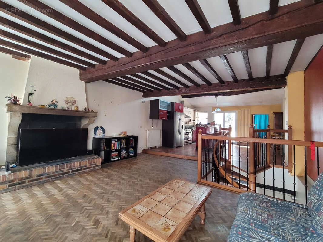 Maison à TREVOUX