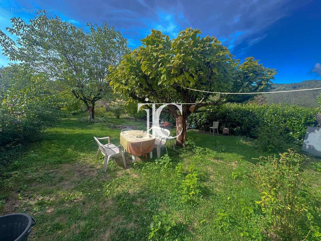 Appartement à GAGNIERES