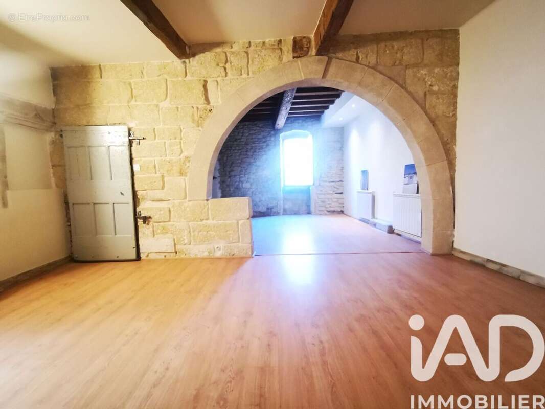 Photo 5 - Appartement à GALLARGUES-LE-MONTUEUX