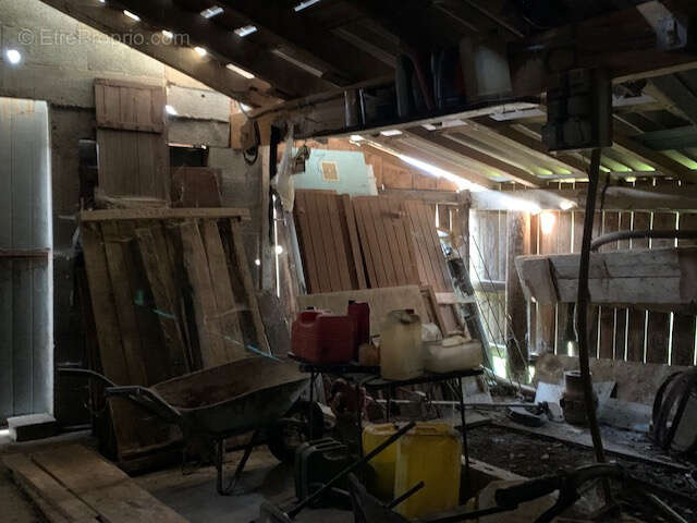 Maison à SAINT-THOMAS-DE-CONAC