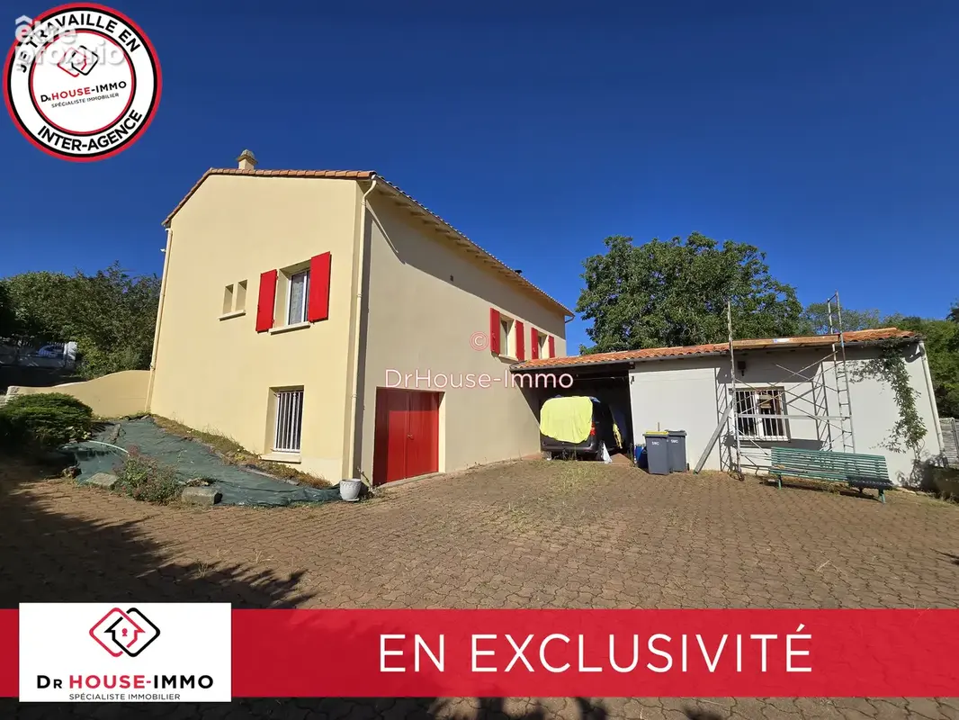 Maison 129 m² à La Creche  - photo 4
