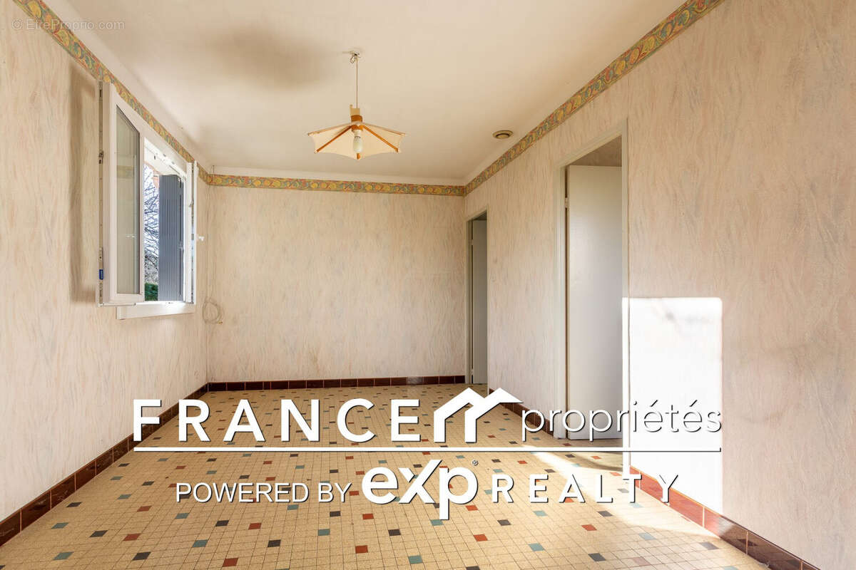 Maison à MONTESQUIEU-VOLVESTRE