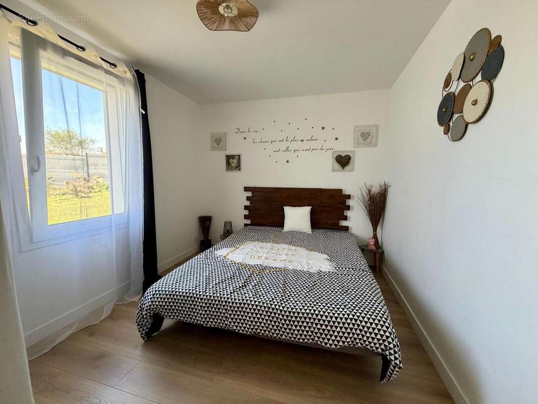 Maison 70 m² à Landevieille  - photo 3