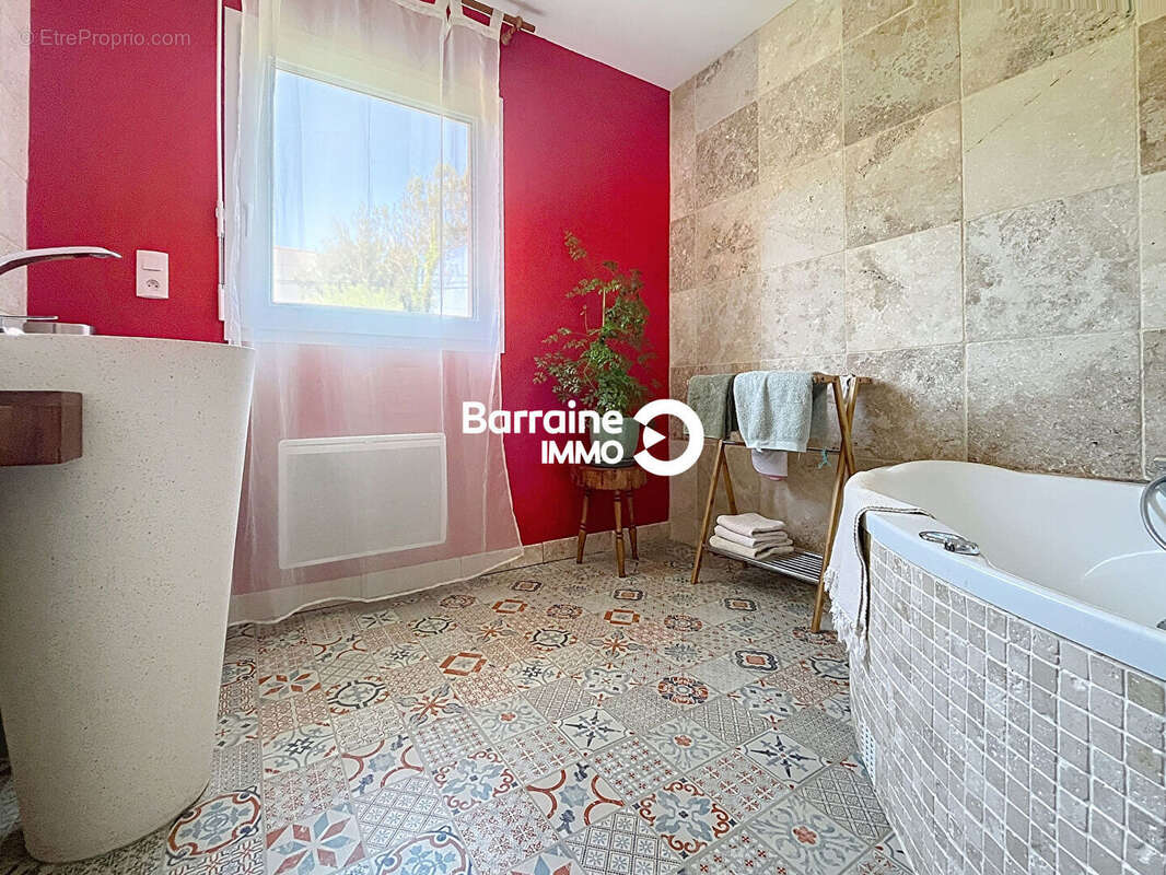 Maison à CAMARET-SUR-MER