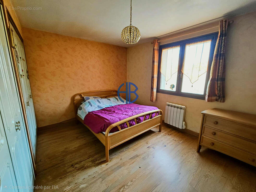 Maison à BONNEFAMILLE