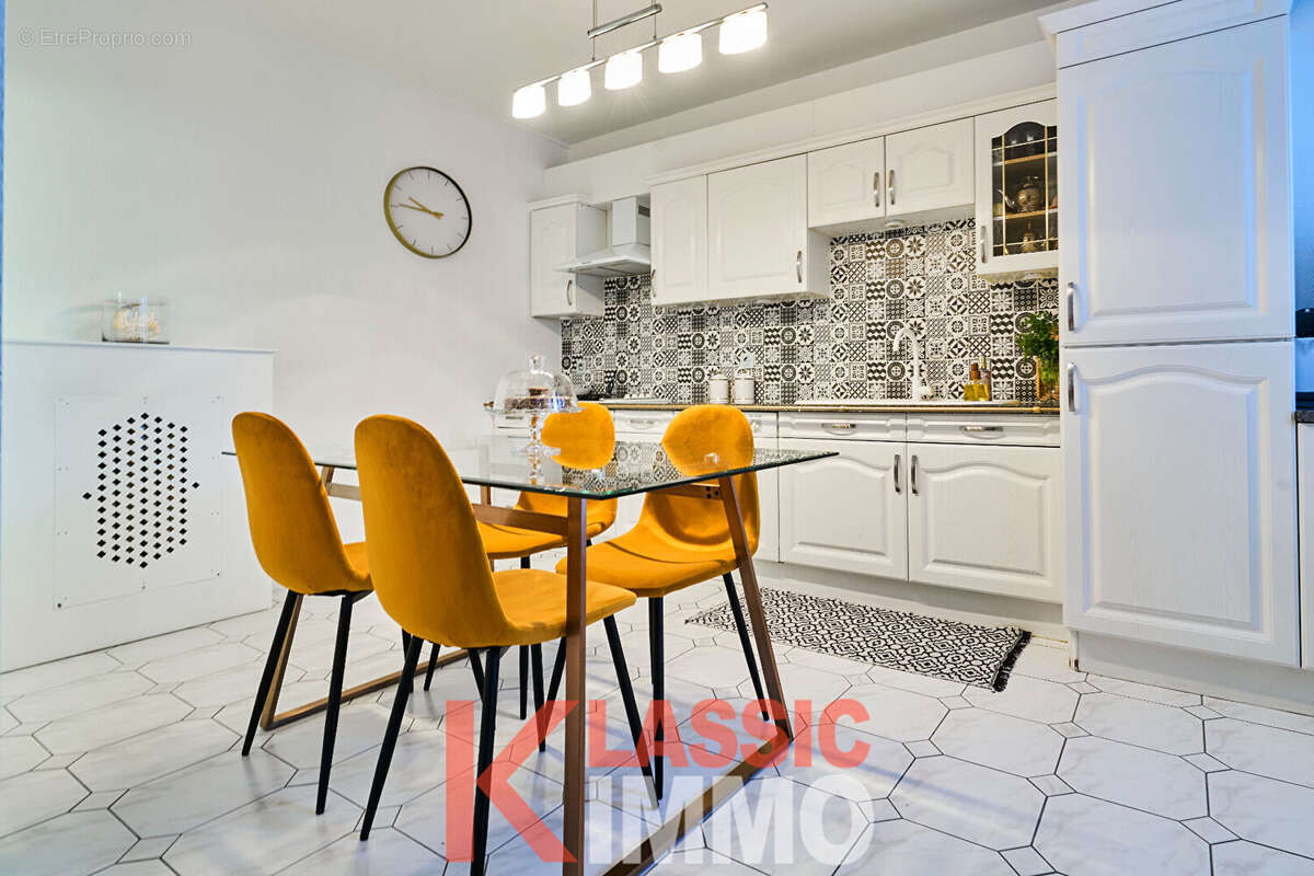 Appartement 4 chambres 135 m² garage - photo 6