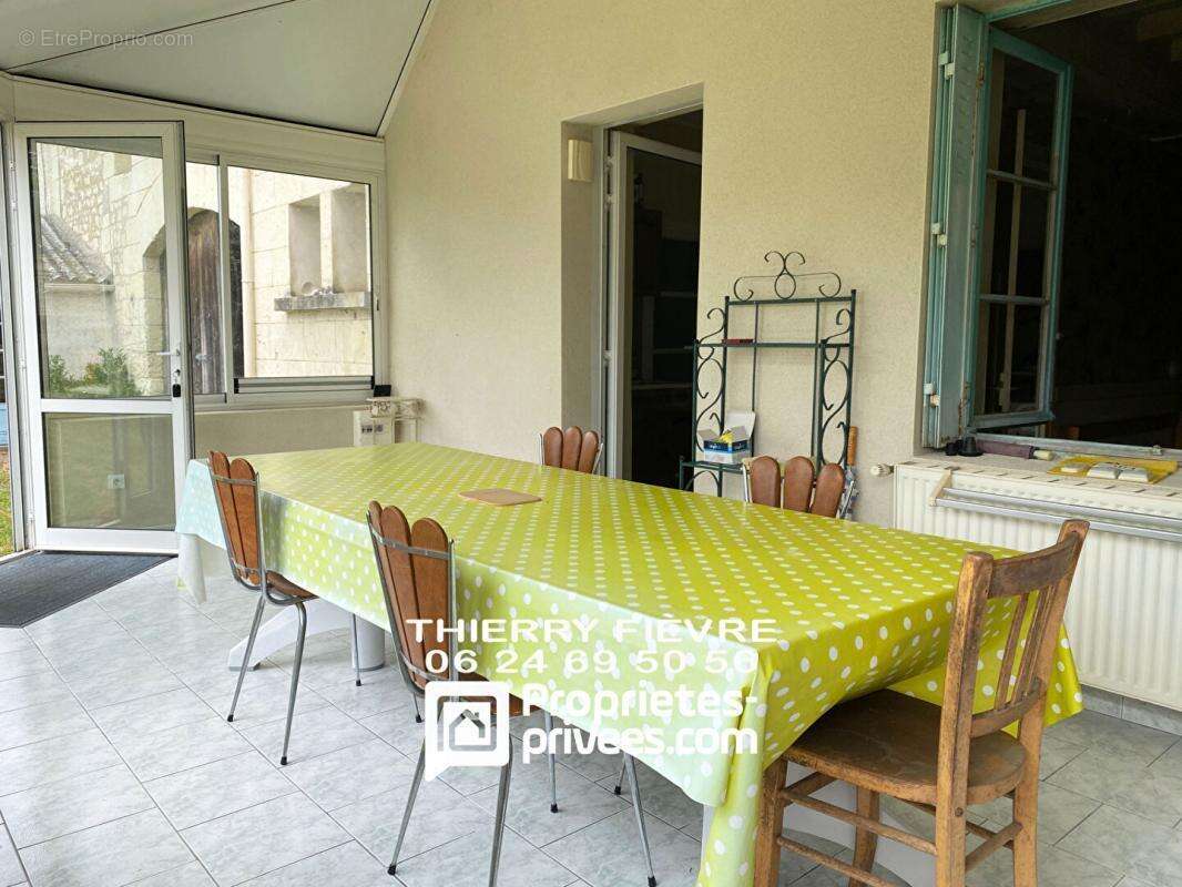 Maison à BEAUMONT-EN-VERON