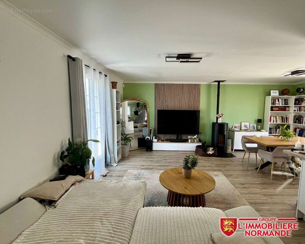 Maison à PACY-SUR-EURE