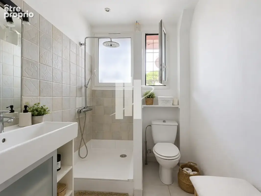 Appartement 3/4 pièces   Fréjus centre-ville - photo 8