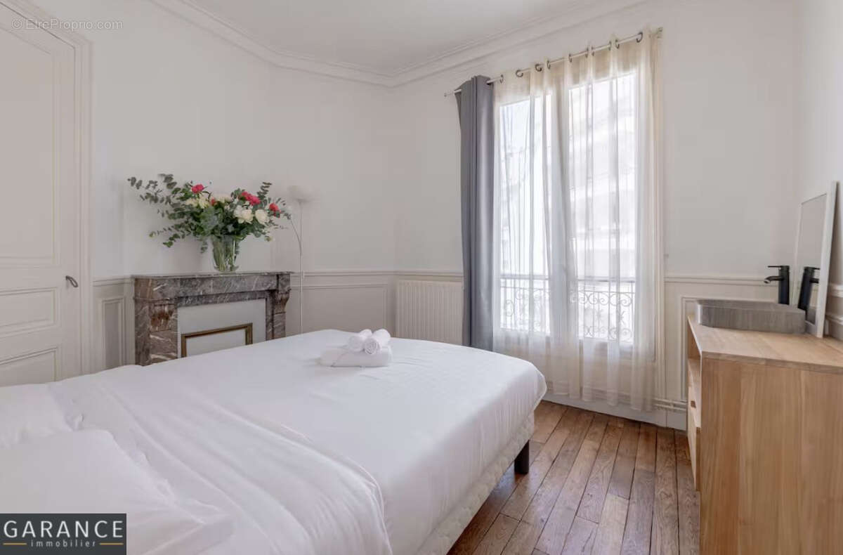 Appartement à PARIS-14E