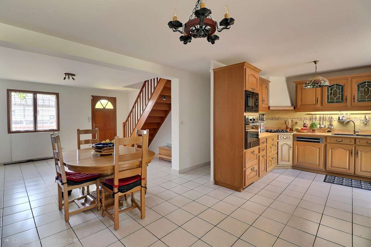 Maison 170 m² à Marcoussis  - photo 6
