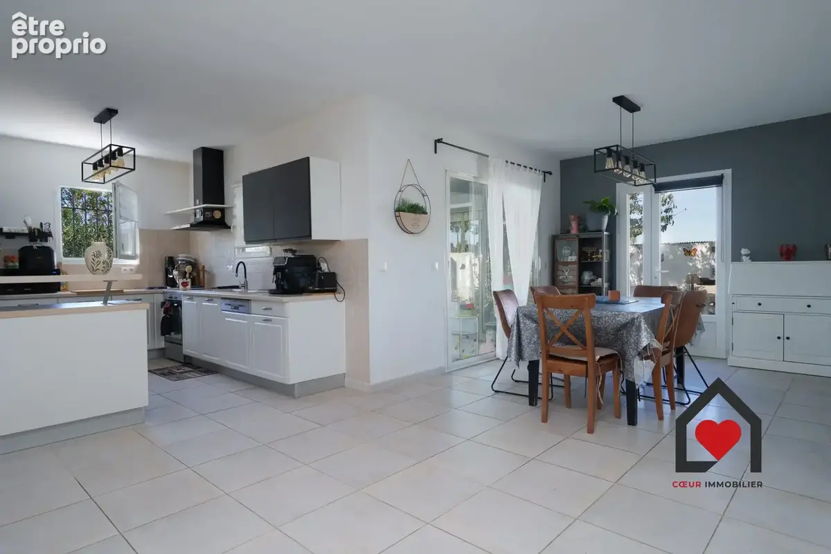 Maison 5 pièces 115 m² à vendre à Servian (34290) - photo 9