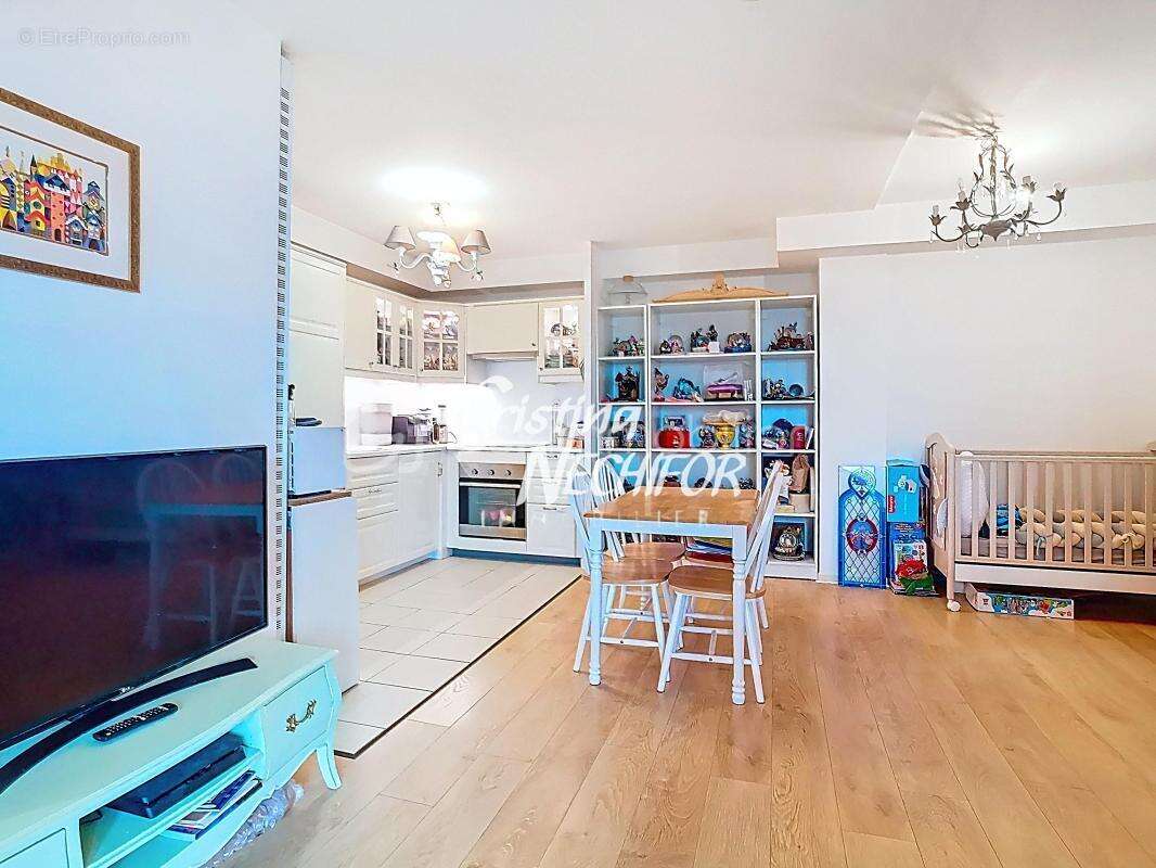 Appartement à SERRIS