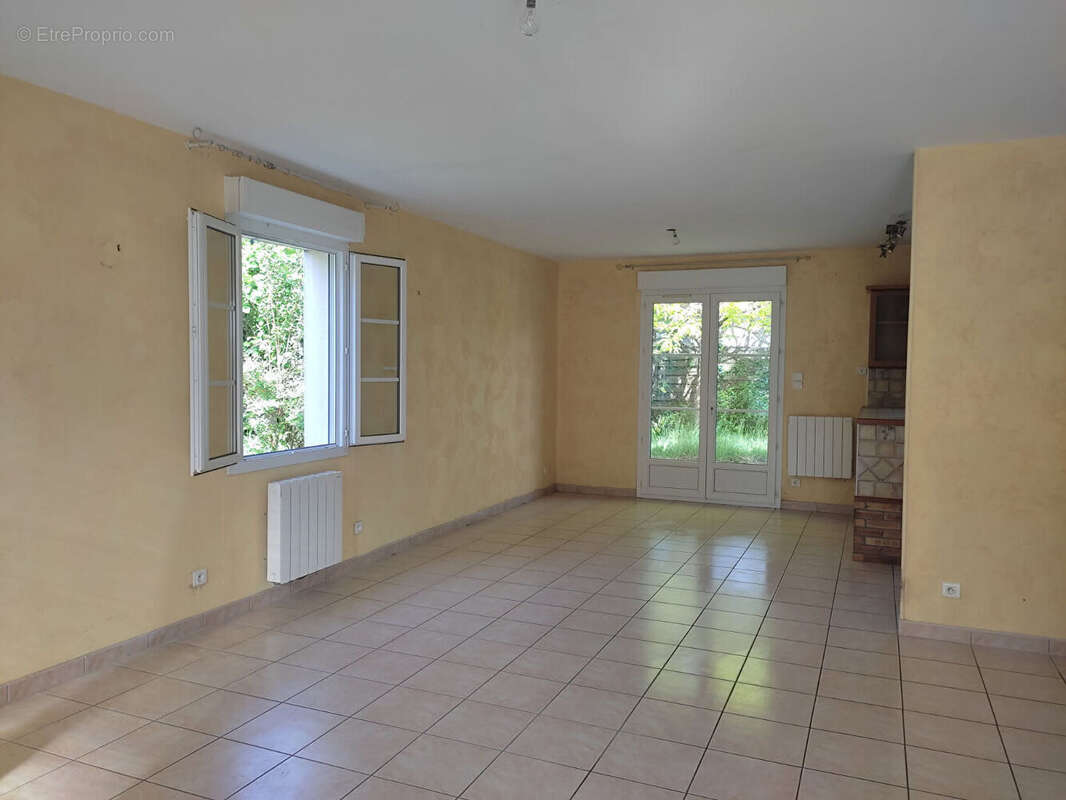 Maison à MESCHERS-SUR-GIRONDE