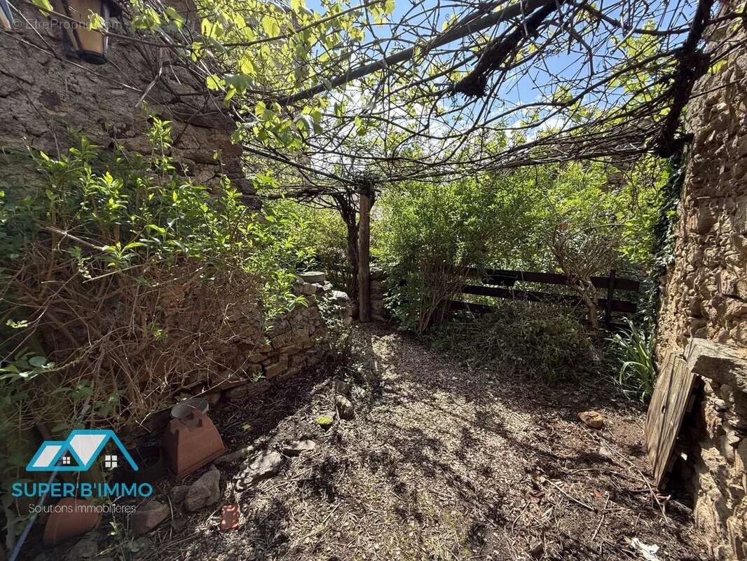 Maison à VIEILLE-BRIOUDE