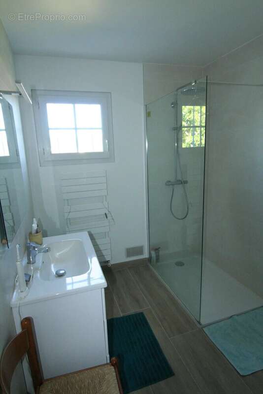 Maison à SAINT-CHERON