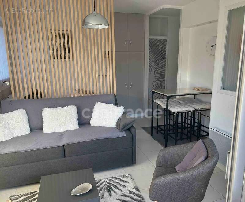 Appartement à BRENTHONNE