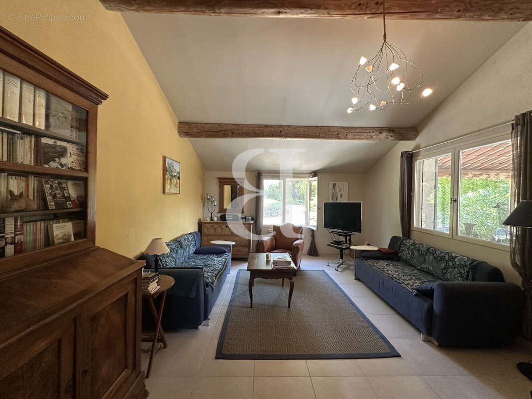 Maison 167 m² à Vaison-La-Romaine  - photo 8
