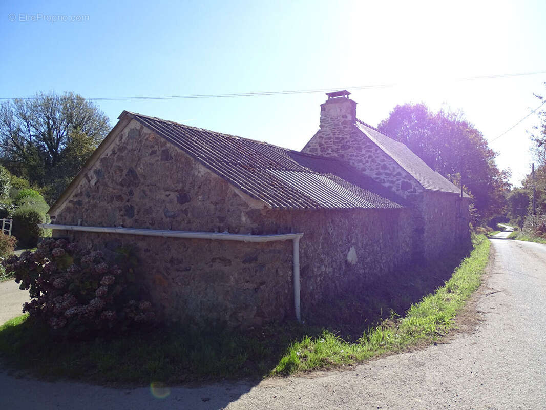 Maison à PLOUGONVER