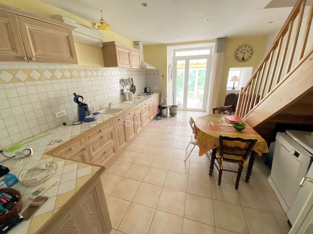 Maison 84 m² à Mayres  - photo 21