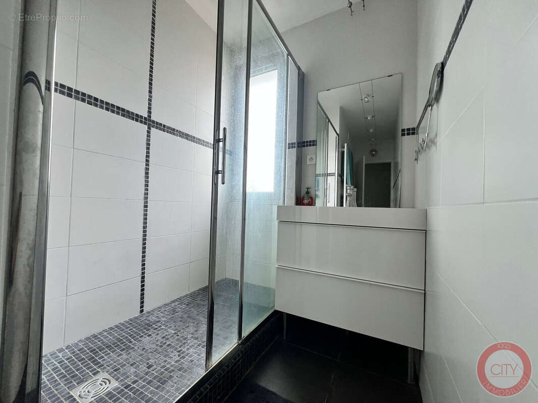 Appartement à LE BOUSCAT