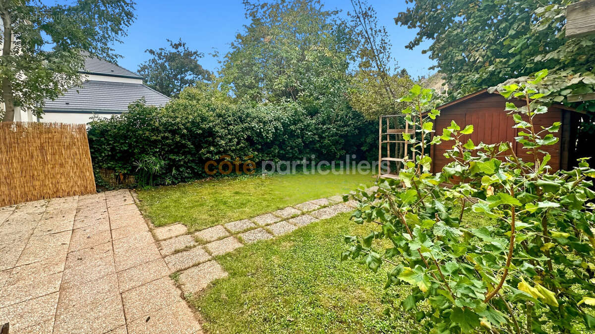 Appartement à BRIE-COMTE-ROBERT