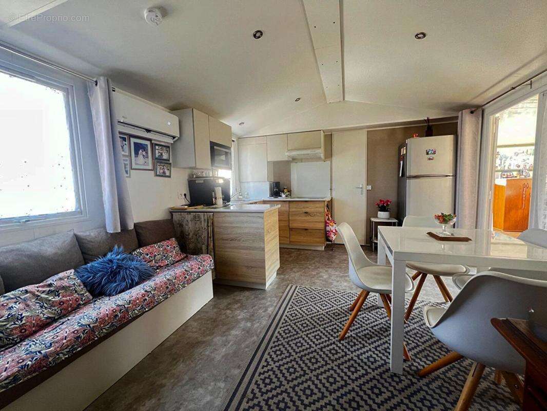 Terrain de Loisir avec Mobile-Home - photo 4