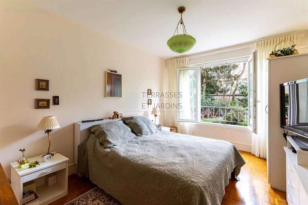 Appartement à NOGENT-SUR-MARNE