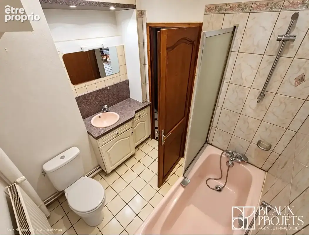 Appartement T3 de 67 m² à rénover - photo 8