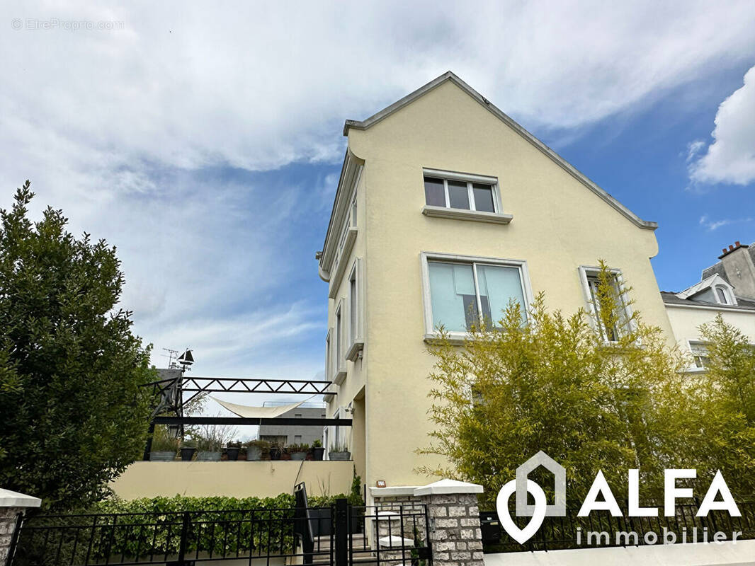 Maison à ENGHIEN-LES-BAINS