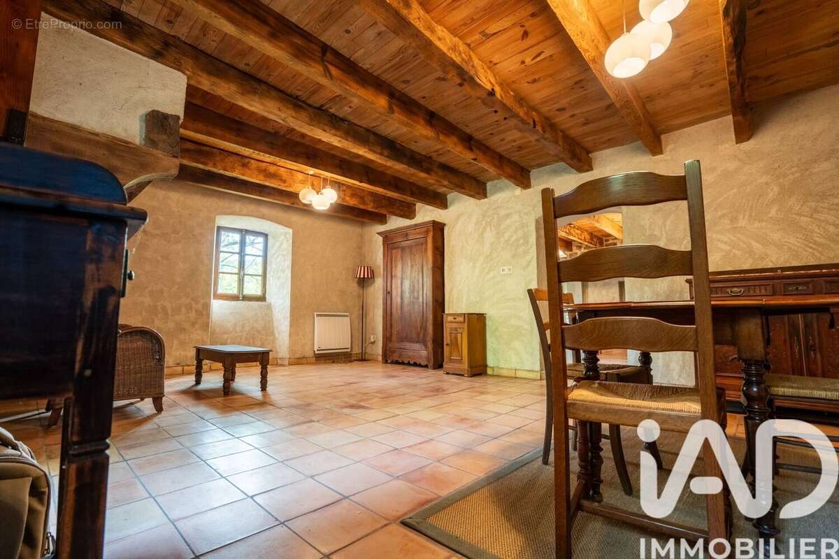 Maison 120 m² à Pailhares  - photo 4